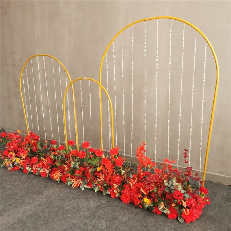 2022新款婚庆道具婚礼布置用具高山流水珠帘路引摆件背景拱门装饰