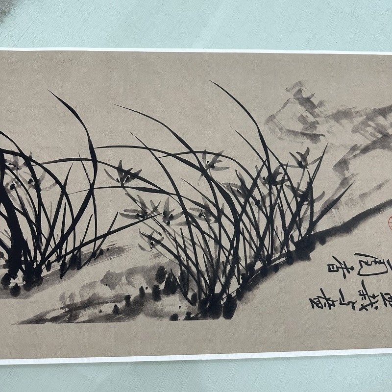 郑板桥兰图立轴复古水墨书画花草国画真迹微喷仿古装裱挂画装饰画