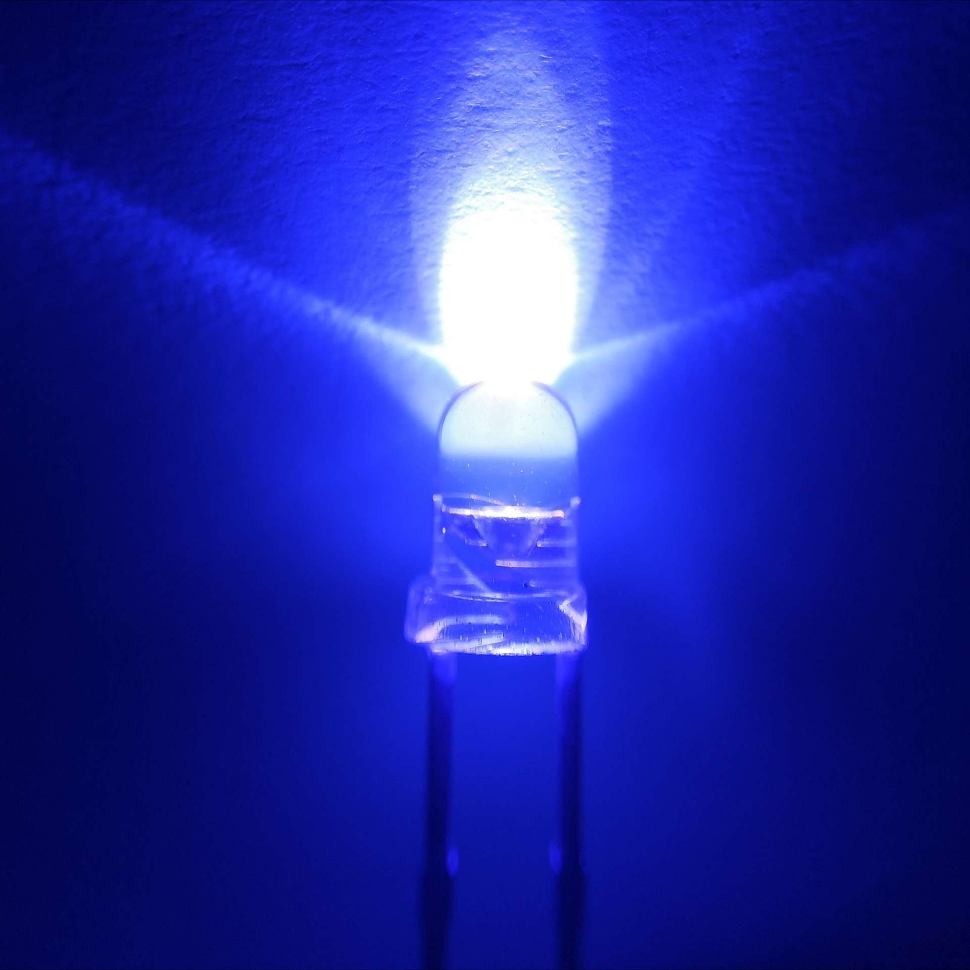 f3mm紫光uvled灯珠365紫光灯395美甲验钞油墨固化抗uv封装