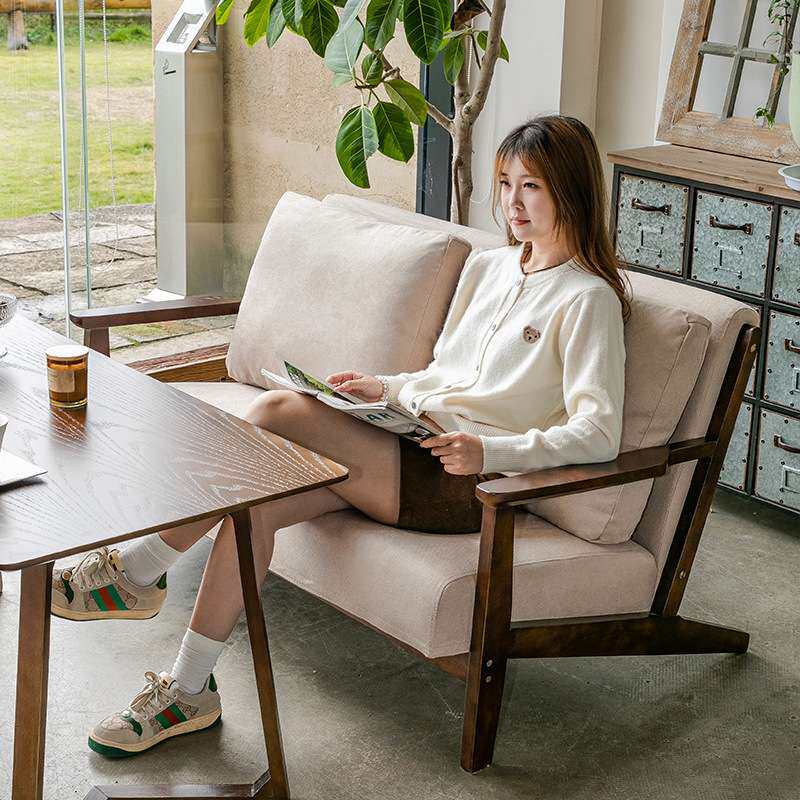 咖啡厅实木沙发桌椅组合复古奶茶店洽谈休闲书吧休息区民宿沙发椅