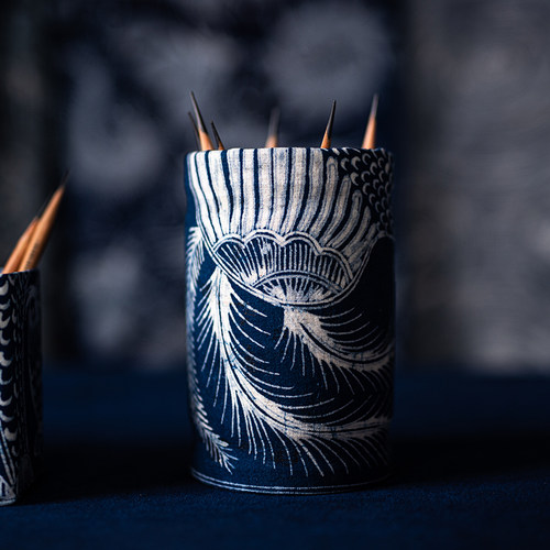 植物染 苗族蜡染  文创 文具用品 纯手工笔筒  手工礼品定制