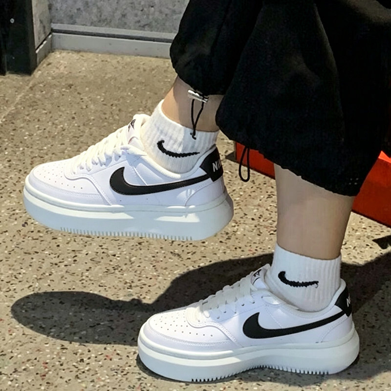 NIKE/耐克夏季运动鞋女鞋小白鞋厚底板鞋耐磨透气显高系带休闲鞋图片