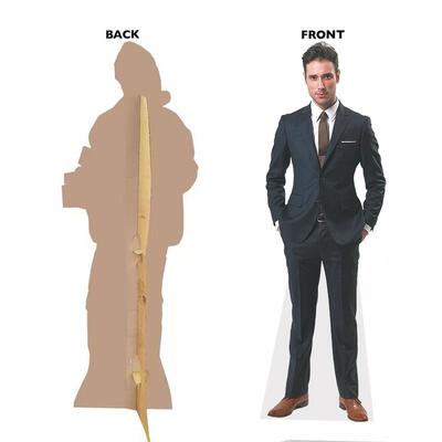 纸板人像展示展架 standee 活动促销广告牌 商场超市纸质人形立牌