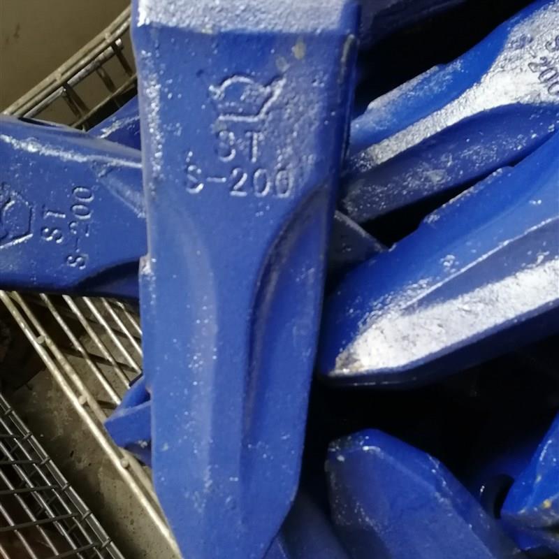小松200斗齿挖机斗齿,高耐磨挖掘机斗齿 开山齿 矿石齿 岩石齿