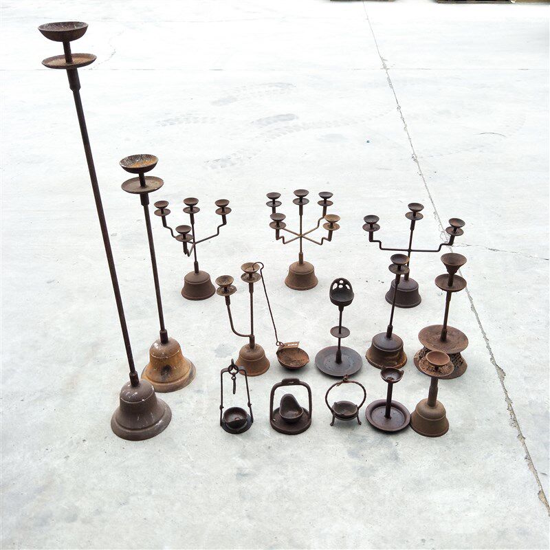 民俗老物件老铁灯复古铁油灯铸铁烛台酥油灯蜡台老式挂灯道具摆件