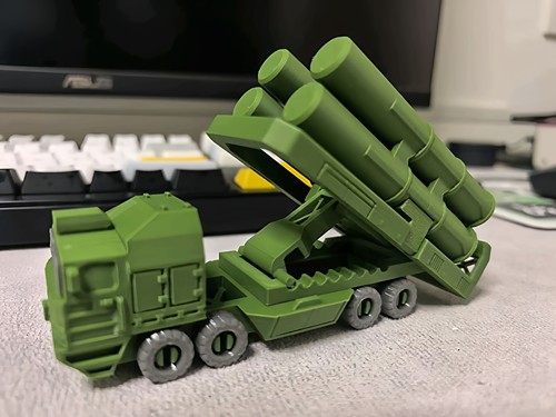 东风超音速导弹汽车模型3D打印车载手机支架可变形解压桌面摆件