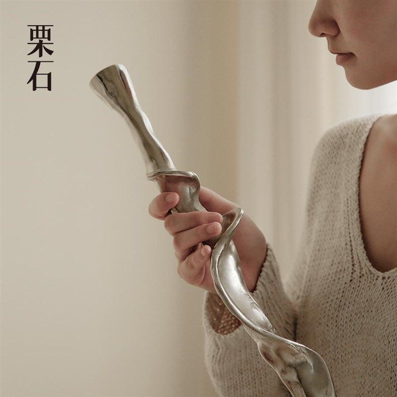 栗石【山巅】进口中古风艺术雕塑烛台高级金属银色蜡烛台装饰摆件