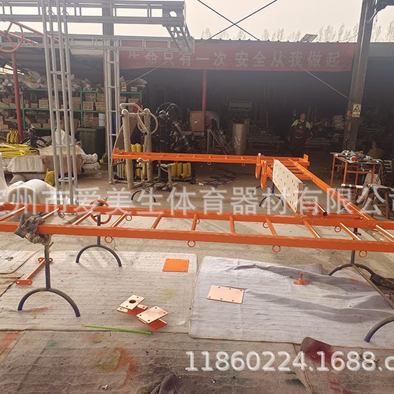 攀爬架悬挂吊杆C型云梯单杠引体向上墙面固定壁挂式安装云梯组合