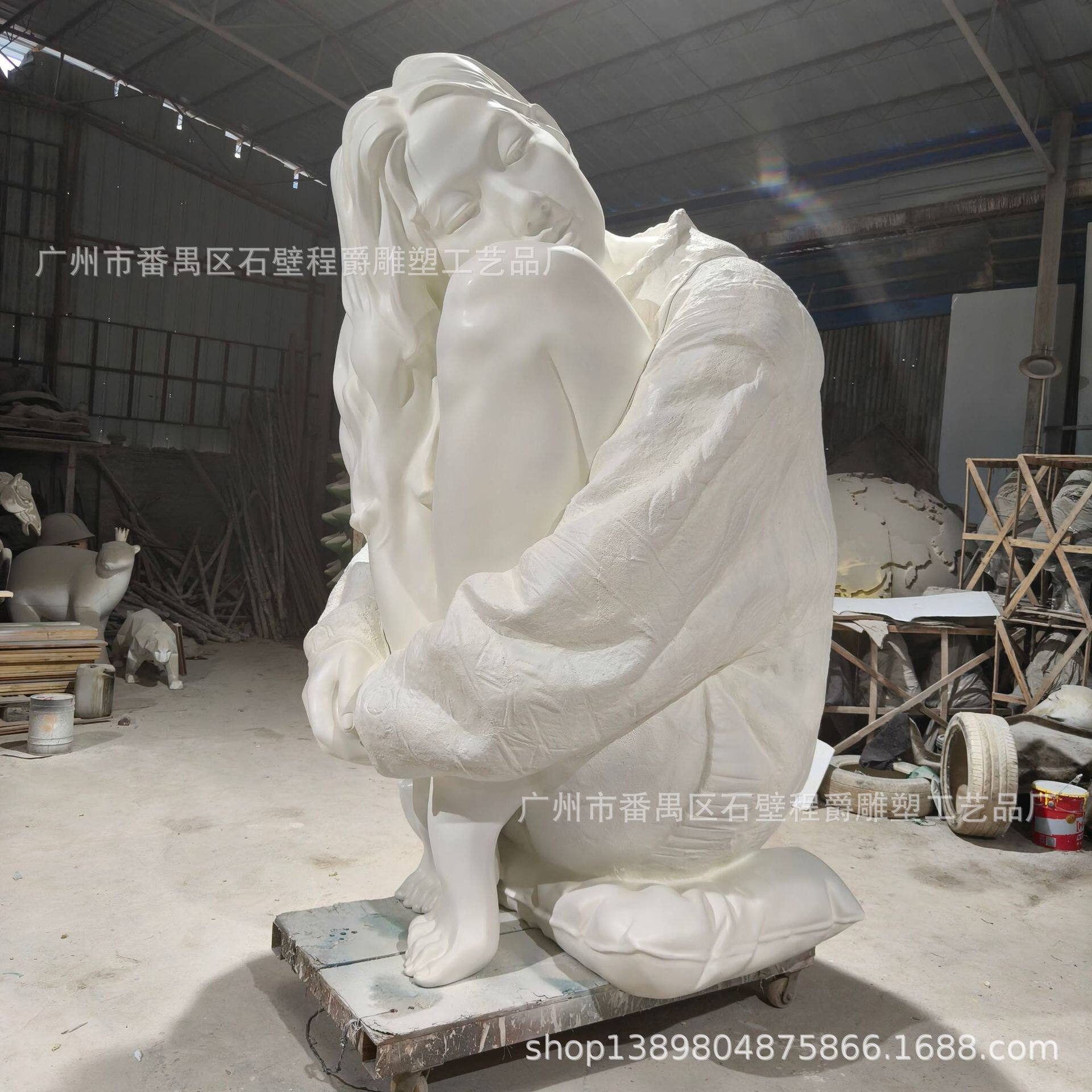 定制玻璃钢巨型人像雕塑 户外园林景观文化宣传展示网红打卡