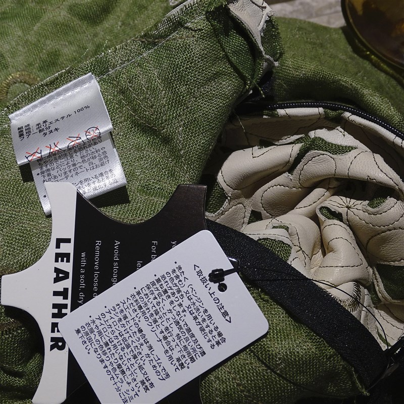 【仅74个】镂空刺绣花绵羊皮亚麻底代工出日抱枕腰枕靠枕(无芯)