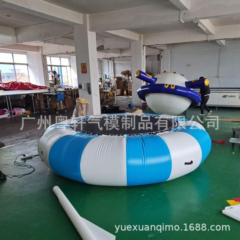 充气弹跳床气垫伐板水上浮排漂浮床弹跳气垫水上趣味运动设备