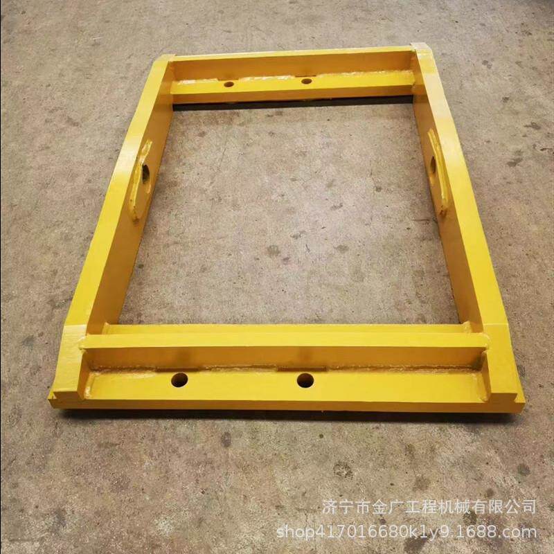 装载机副车架 XC968铲车中悬梁 拉杆 摇摆架摇臂