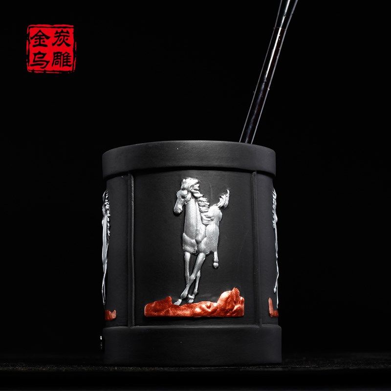 金乌炭雕一马当先笔筒办公室摆件工艺品商务礼品创意书桌面装饰品