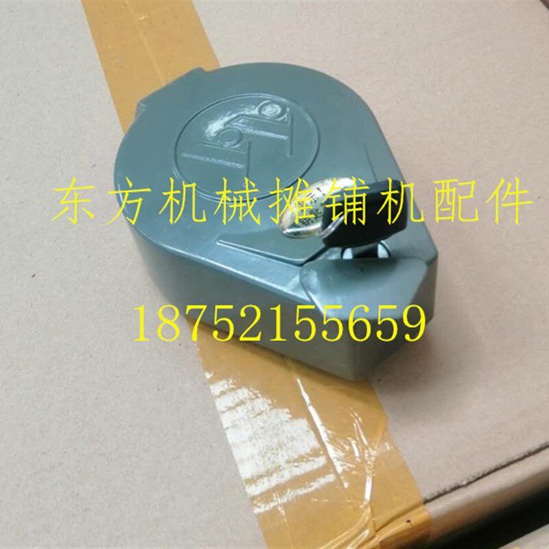 龙工油路机油箱盖 520522路压机柴压箱盖 带锁然油箱盖洛建油箱盖