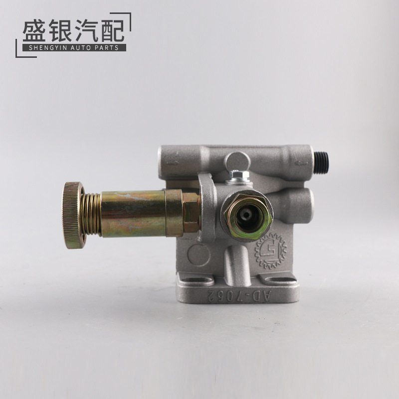 厂家直销滤清器座菲亚特输油泵配L063适用IVECO依维柯