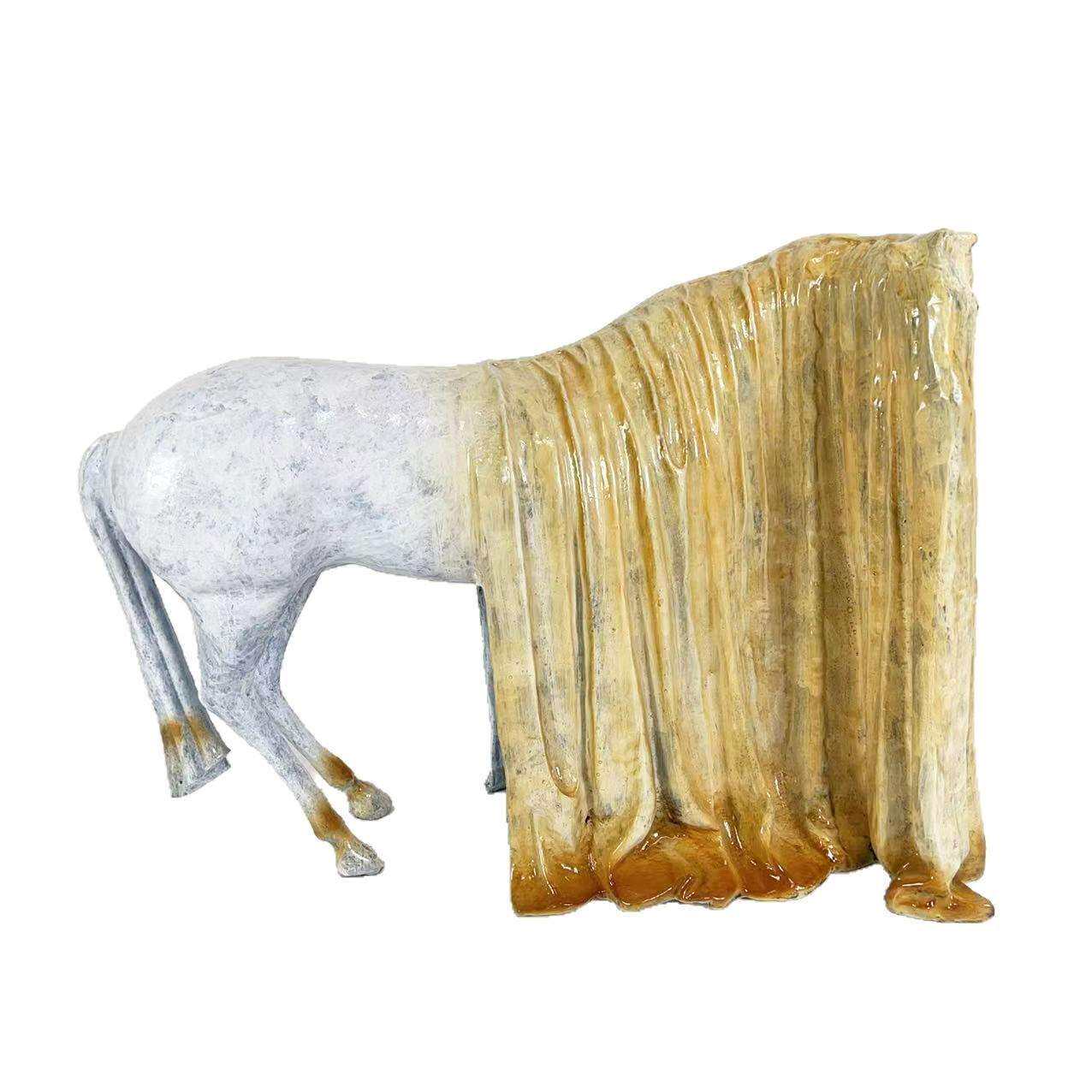 现代长须骏马雕塑摆件样板房售楼处客厅软装饰品创意桌面摆设