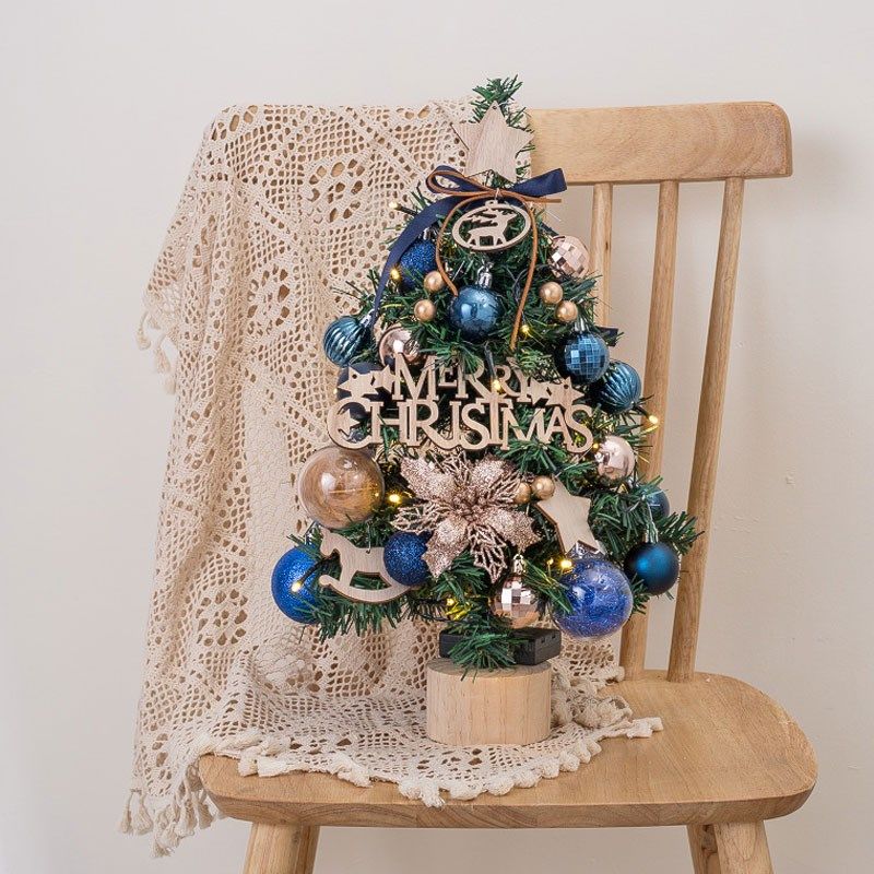 圣诞树2024新款家用小型桌面迷你摆件场景布置套餐加密高级感带灯