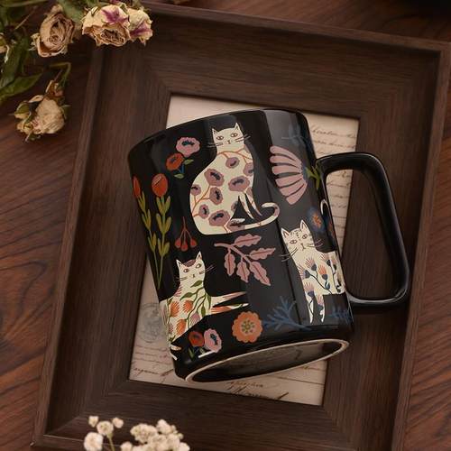 PiaJi 猫影与花魂的奇特碰撞 陶瓷马克杯咖啡杯大容量杯子带盖子