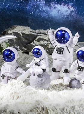 太空人摆件车载小摆件领航员客厅电视柜儿童房家居情侣礼物摆设品