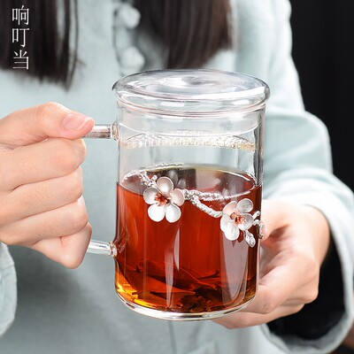 光面玻璃茶杯月牙过滤带把杯子办公室女水杯家用耐热带盖梅花