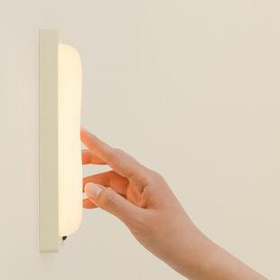 MUID条形感应灯书桌鞋柜衣橱走道自动亮起夜感应灯无线充电小夜灯