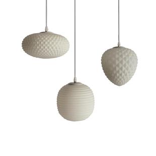 现代简约艺术餐厅吊灯个性 吧台温馨床头书房咖啡厅创意松果玻璃灯