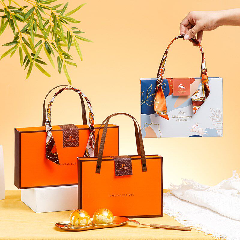 2023中秋新款蛋黄酥包装盒4 6 8粒装高档手提盒港式冰皮月饼礼盒