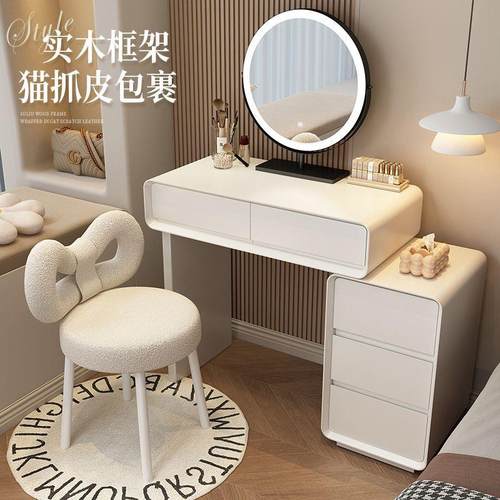 奶油风2025新款梳妆台卧室斗柜一体现代简约实木化妆桌床头柜小型
