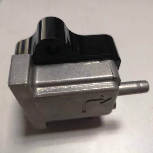 厂家供应 适用舷外机燃油泵FUEL PUMP 803529T 01- 06 4-9.8H