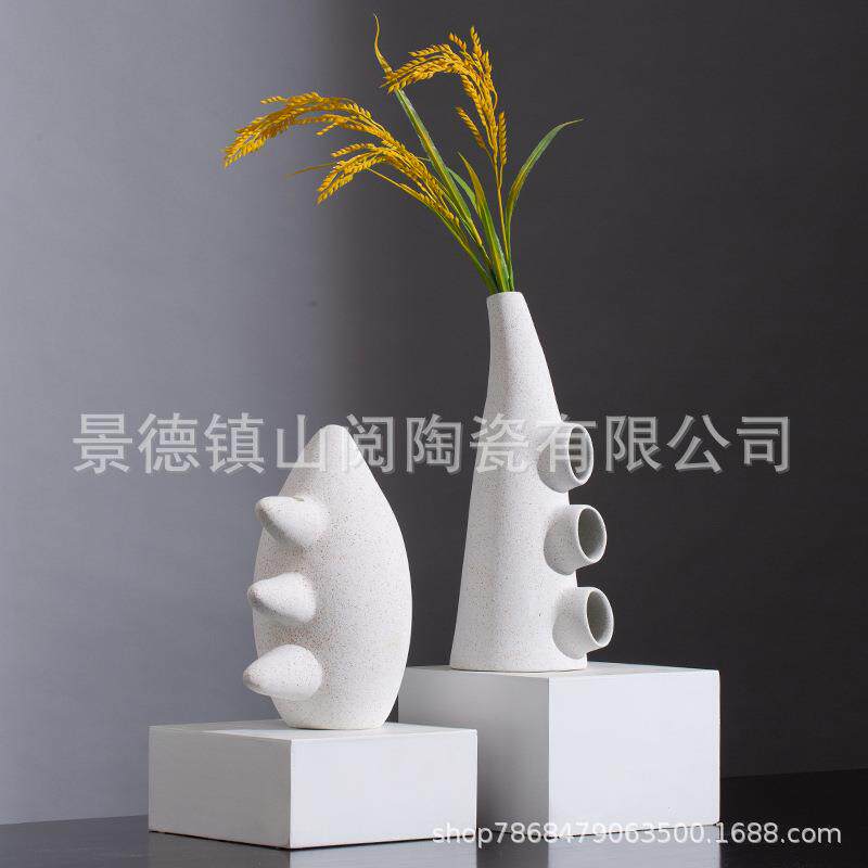 北欧素烧创意几何陶瓷摆件设计师样板房搭配软装饰品客厅桌面摆设