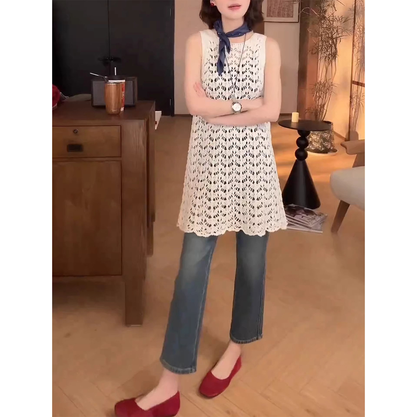 2026春季新款法式宽松女装叠穿度假风钩花镂空背心连衣裙无袖上衣