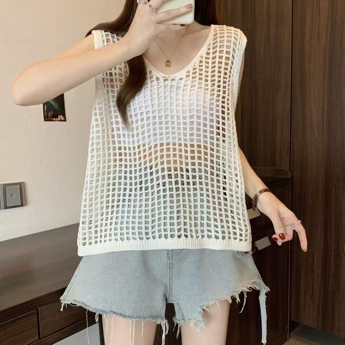 时尚镂空马甲女春夏新款高级纯色百搭洋气宽松V领坎肩无袖上衣薄