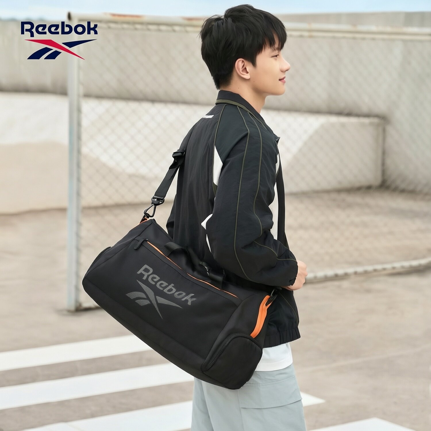 锐步手提休闲旅行包男女背包运动健身包大容量干湿分离训练斜挎包