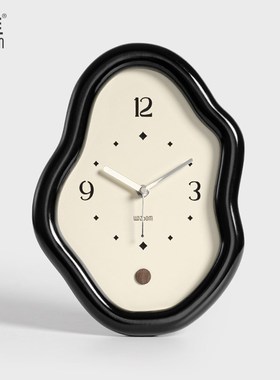 WO屋准简约桌面摆件家居奶油风时钟客厅玄关电视柜高档装饰品