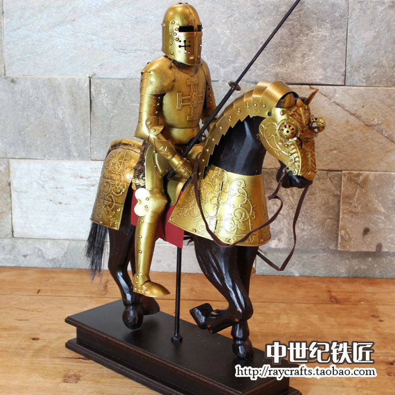 欧洲中世纪盔甲骑士欧式铁马复古武士酒吧餐厅网咖客厅电视柜摆设