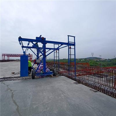 高架桥梁护栏外侧施工台车 防撞墙模板台车 电动自行走高空吊篮