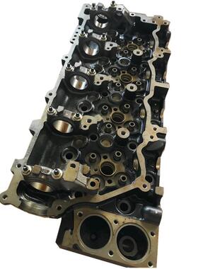 三一挖掘机发动机缸盖8-98170619-0 用于三一SY225H SY155W挖掘机