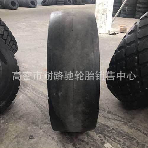 井下铲运机轮胎17.5R25 1200R24 1400R24 L-5S 钢丝光面轮胎