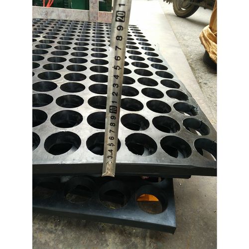 吊钩抛丸机3配件63778漏砂板喷砂机橡611胶板隔筛网孔.垫板耐磨板