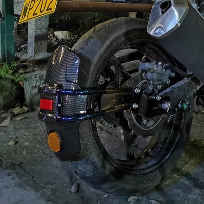 适用ZX4RR ZX4R ZX25R NINJA650 Z650改装后挡泥板挡泥瓦水板
