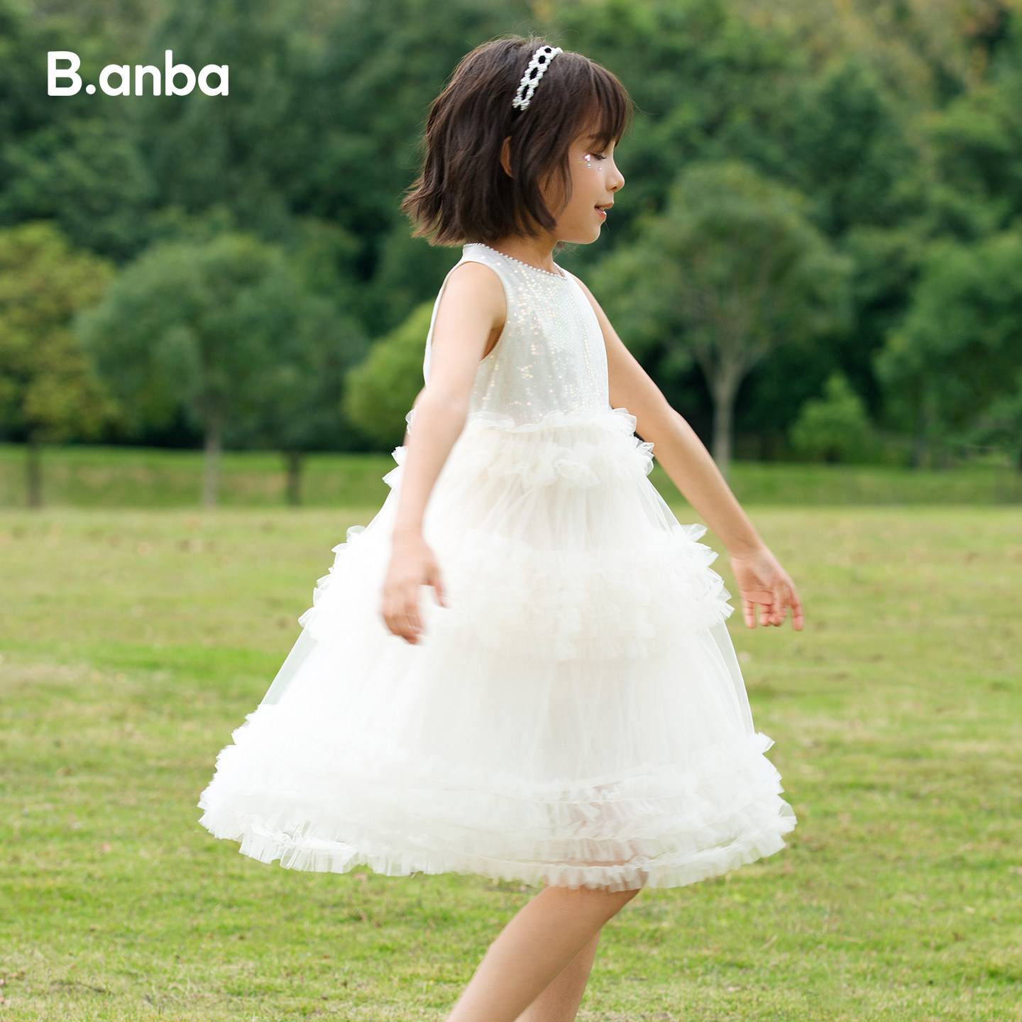 半芭女童连衣裙2026夏装新款洋气白色蛋糕蓬蓬网纱小女孩公主裙子
