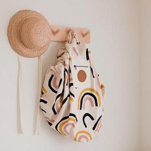 INS款 彩虹蜂窝三角形加号圆点蝙蝠侠大型玩具收纳袋带拉链口袋