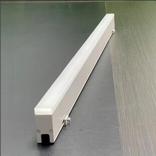 LED轮廓灯线条灯护栏管灯亚克力洗墙灯牌匾亮化灯条酒店外墙工程