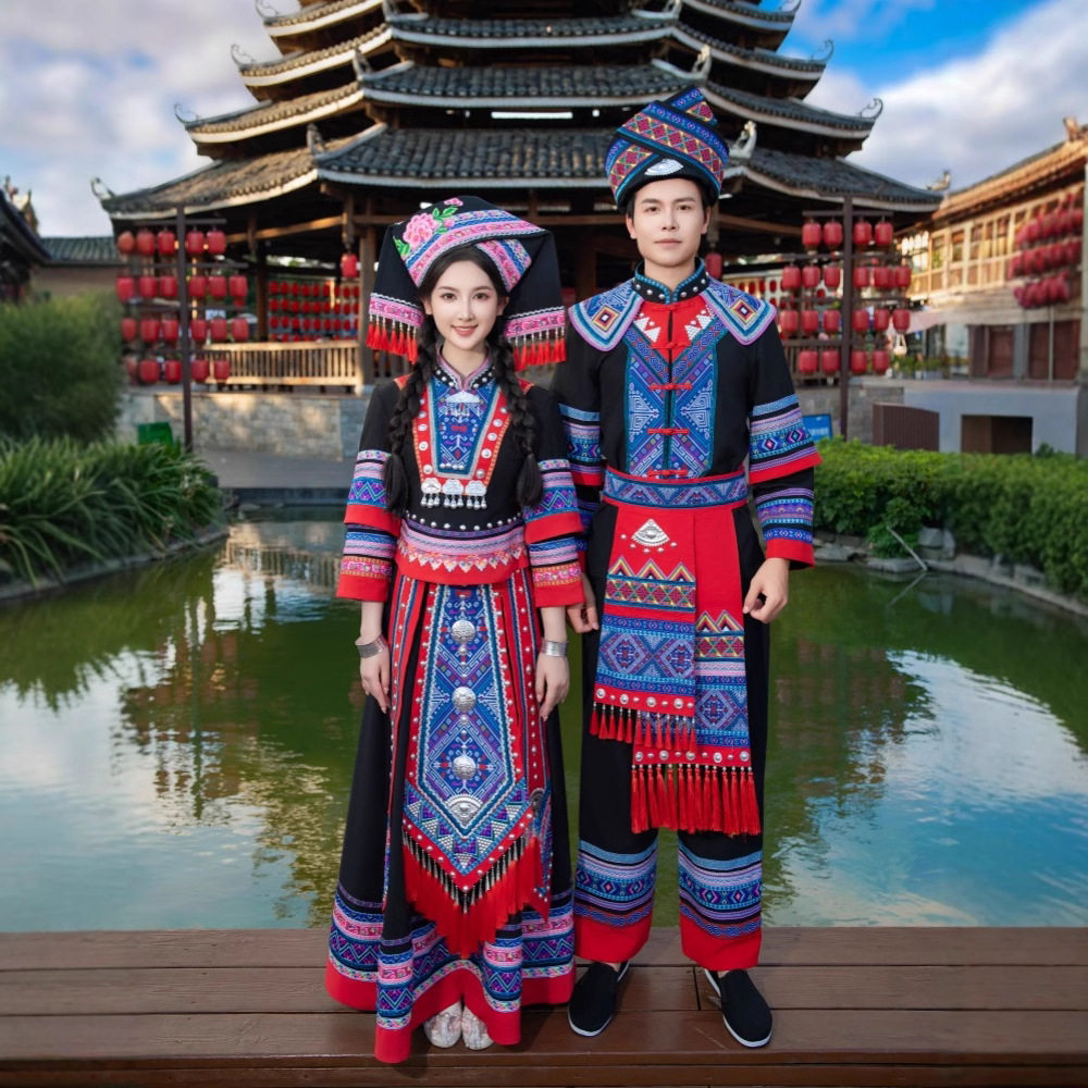 2026新款少数民族壮族三月服饰成人民族演出服男女舞蹈苗族刺绣服