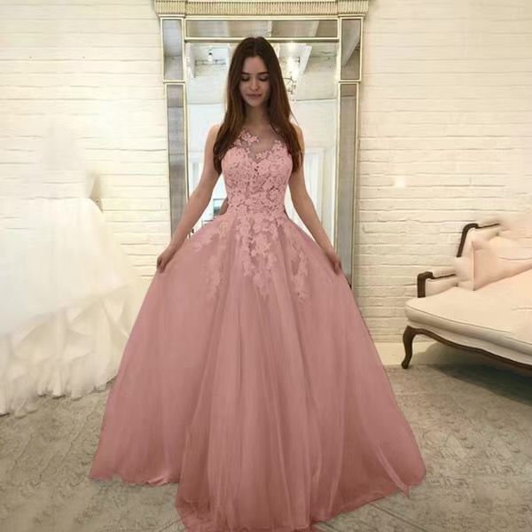2026新款跨境夏季欧美女装性感蕾丝连衣裙婚纱素雅无袖蓬蓬裙长裙