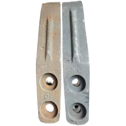 高猛钢加长加厚装载机斗齿 中齿  50铲车龙工,临工,徐工,晋工