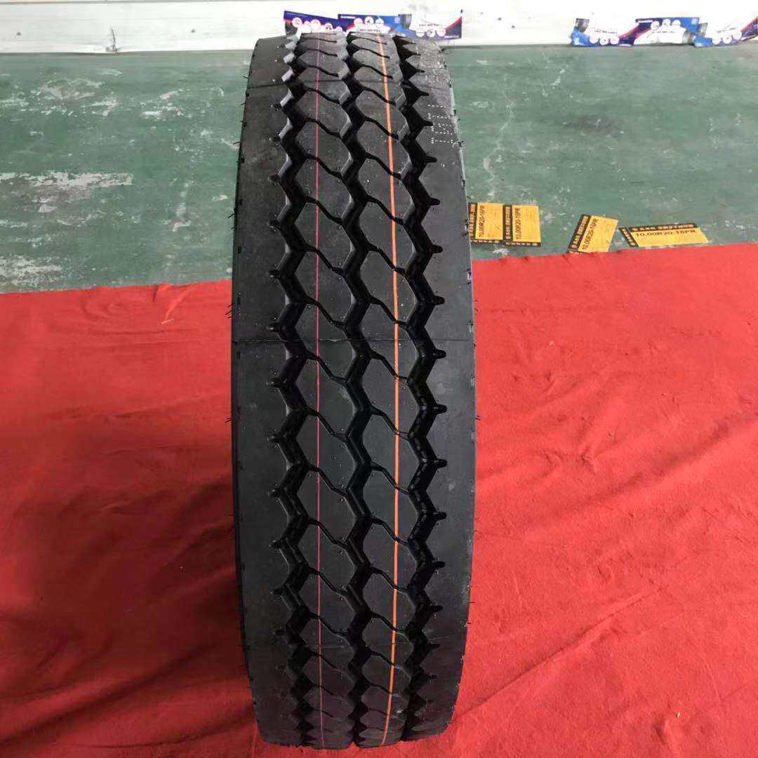 全钢卡车轮胎12R22.5真空拖车挂车轮胎 高载耐磨全轮位