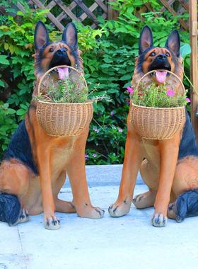 德牧犬收纳花篮摆件仿真动物狼狗玻璃钢雕塑模型迎宾道具装饰摆件