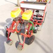 花生膜上精播机山西谷子种植机鸭嘴打孔先铺膜后播种种肥一体