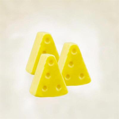 Cheese Soap Facial Cleansing Bar with a Creamy Scent, Suitab